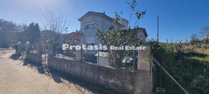 בית מנותק למכירה - North Evia